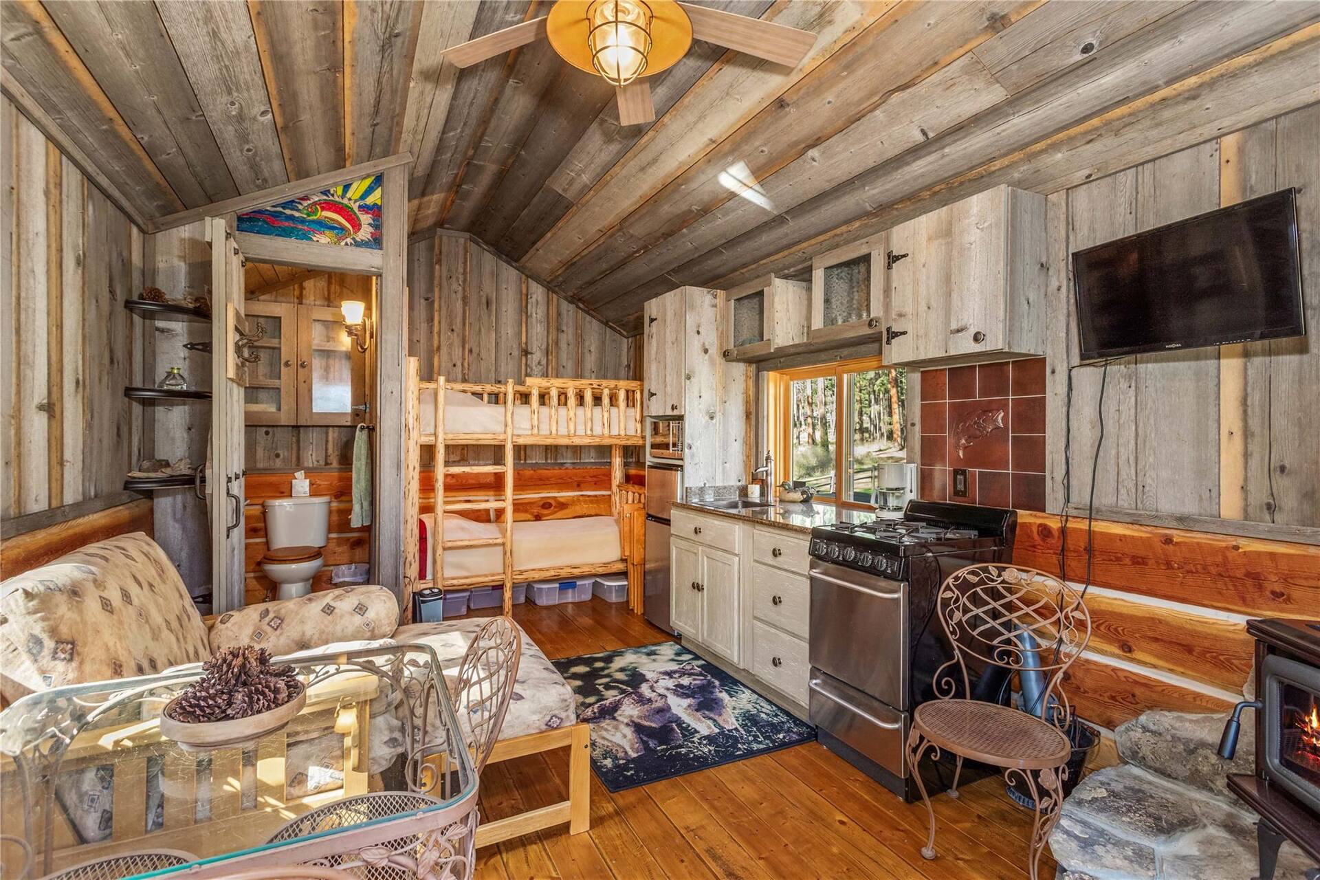 Elk Lake Lodge Montana vacation rental photo 36