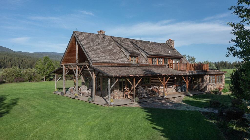 Summit Meadow Ranch Montana vacation rental photo 2