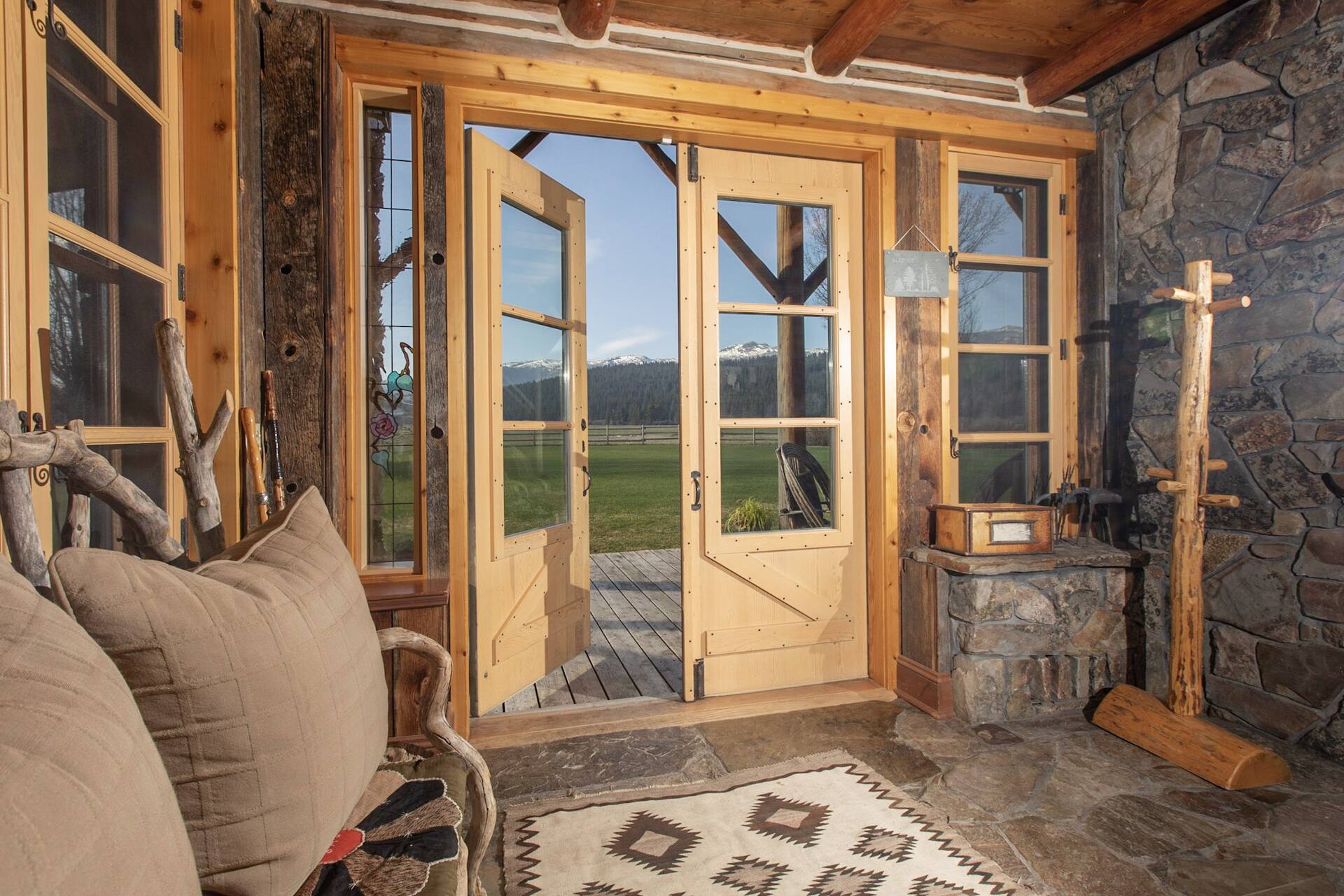 Summit Meadow Ranch Montana vacation rental photo 3