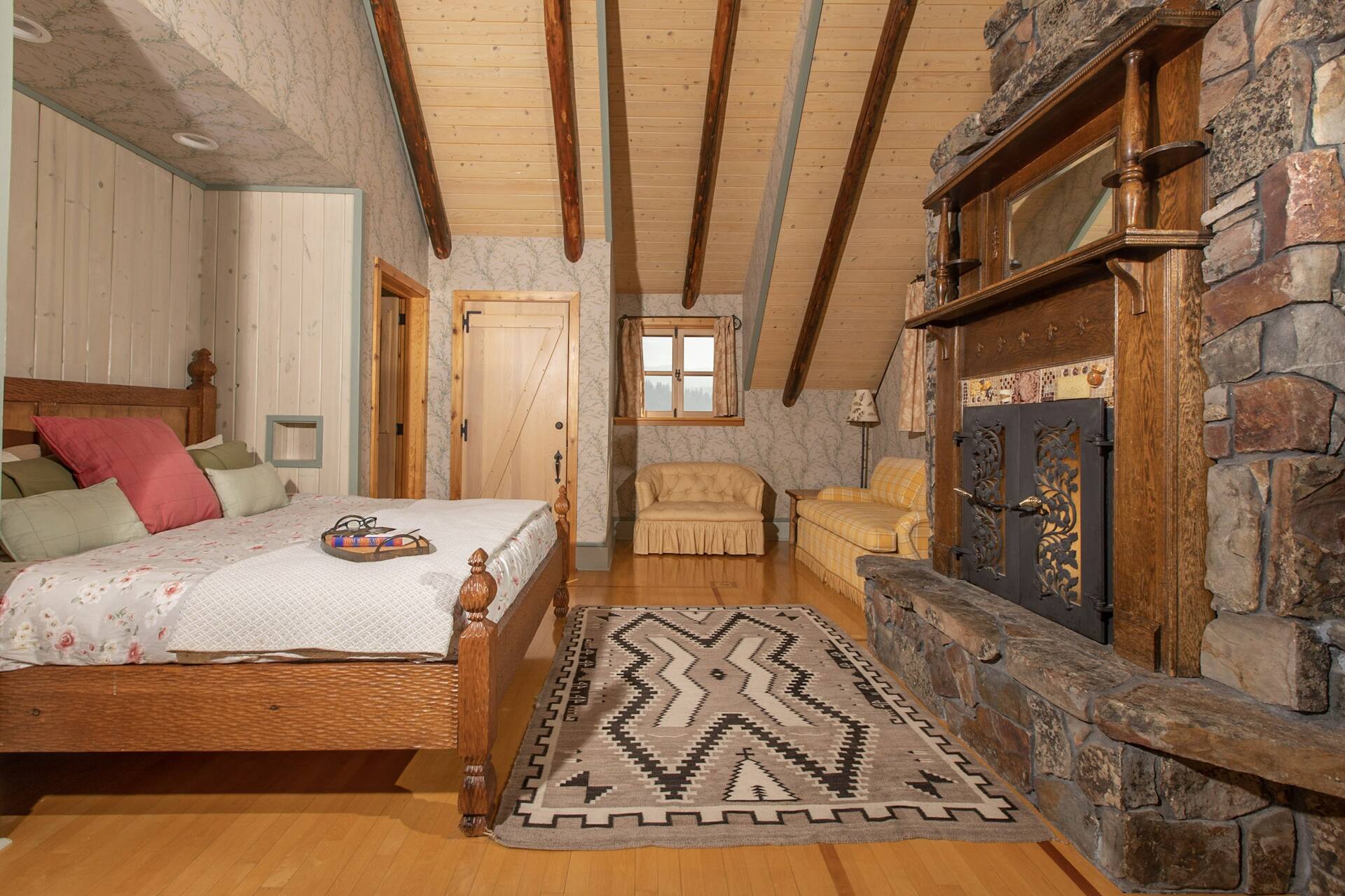 Summit Meadow Ranch Montana vacation rental photo 34