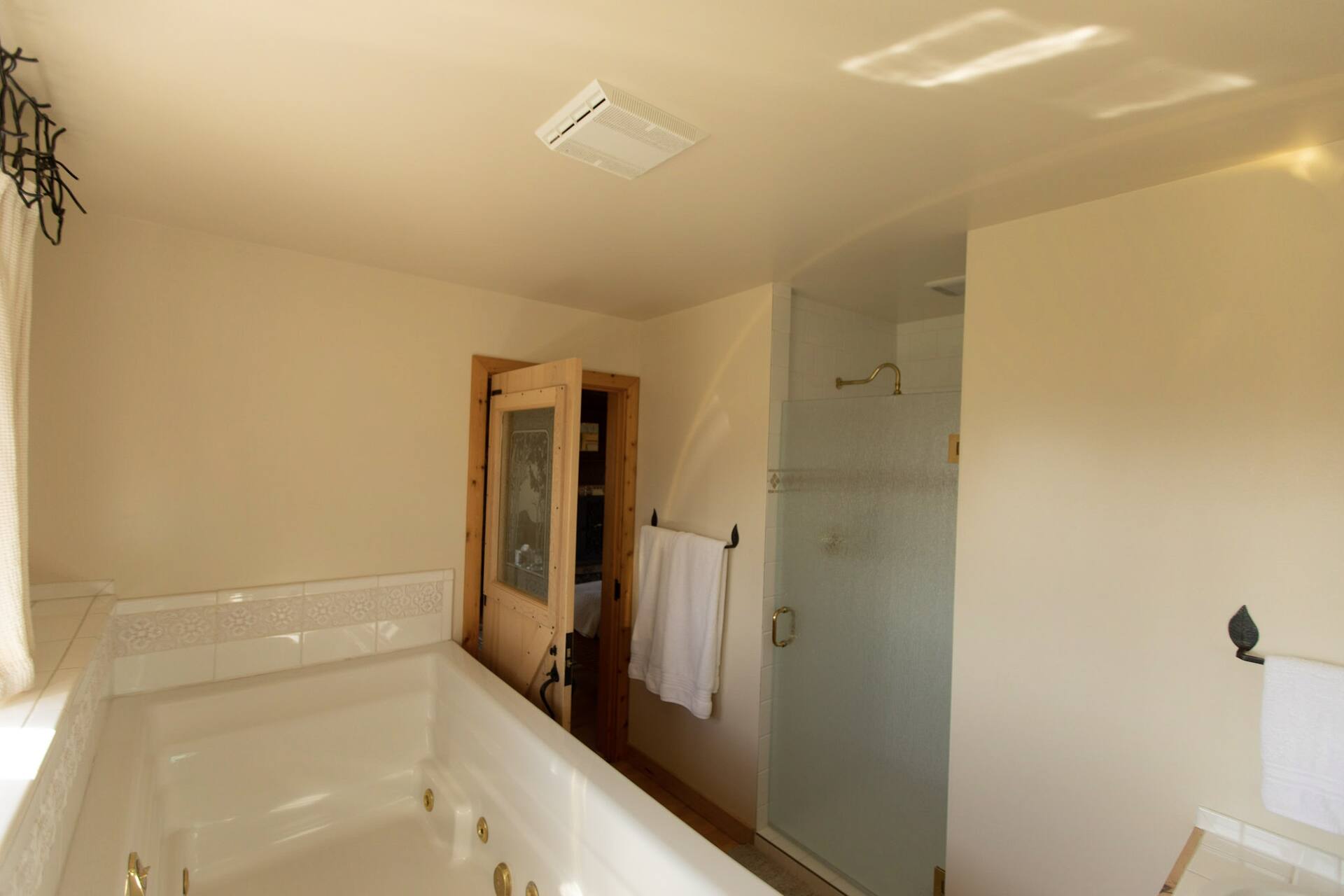 Summit Meadow Ranch Montana vacation rental photo 41