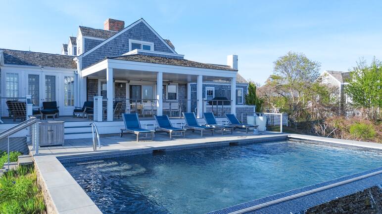 Green Pastures Nantucket vacation rental photo 2