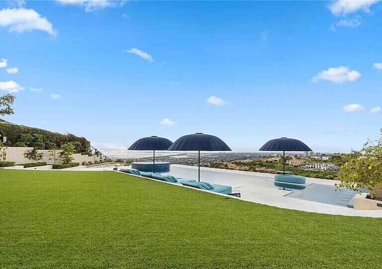 Giorgetta Crest Orange County vacation rental photo 1