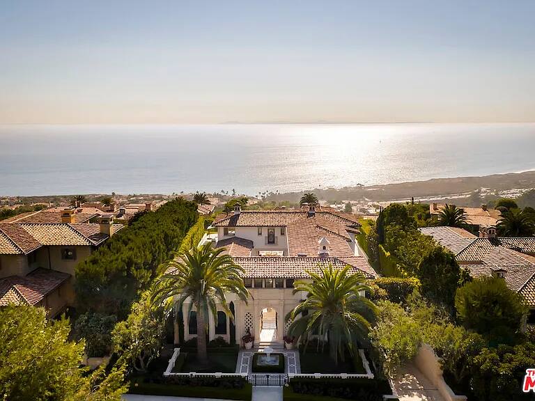 Monarch Emerald Orange County vacation rental photo 1