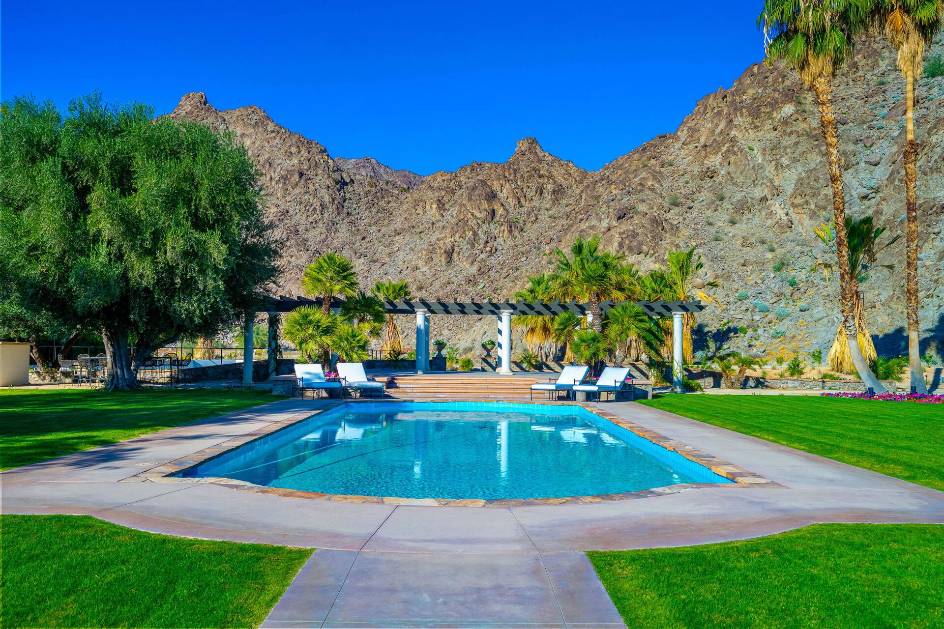 Austin Estate Palm Springs vacation rental photo 3