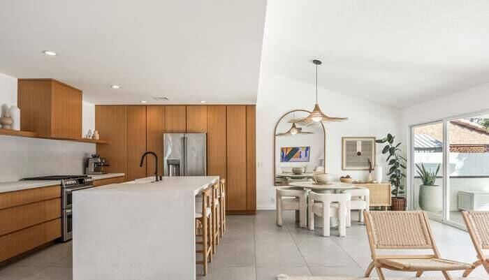 Cantaloupe Desert Palm Springs vacation rental photo 1