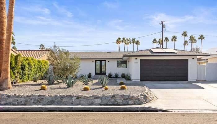Cantaloupe Desert Palm Springs vacation rental photo 33