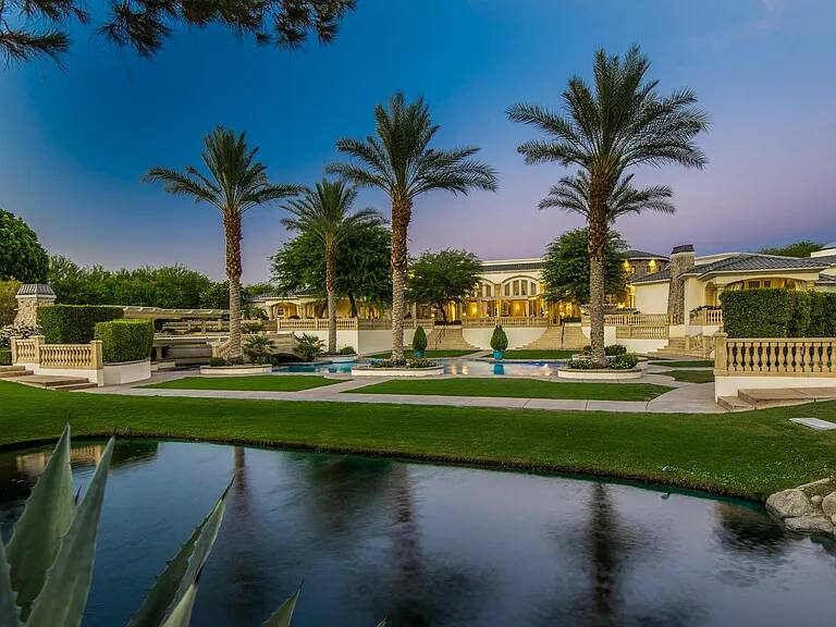 Desert Chateau Palm Springs vacation rental photo 4
