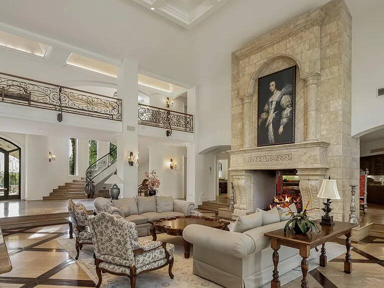 Desert Chateau Palm Springs vacation rental photo 12