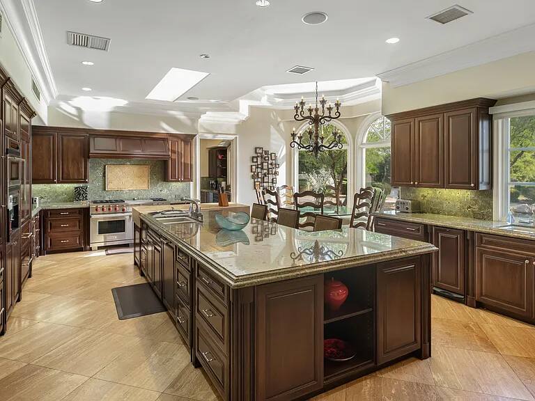 Desert Chateau Palm Springs vacation rental photo 19
