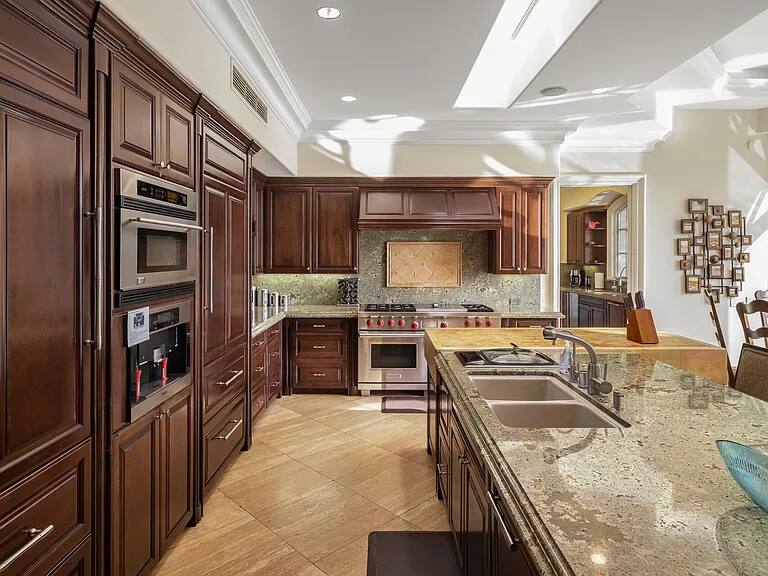 Desert Chateau Palm Springs vacation rental photo 34