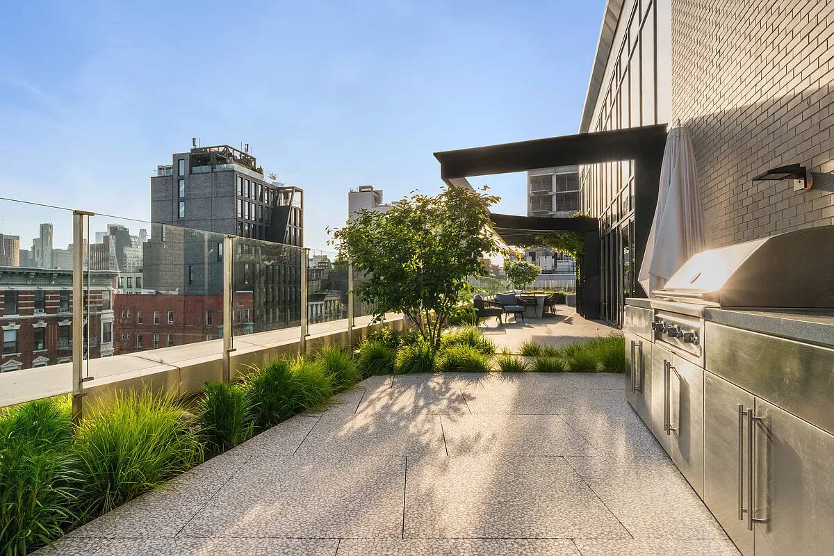Saota New York vacation rental photo 17